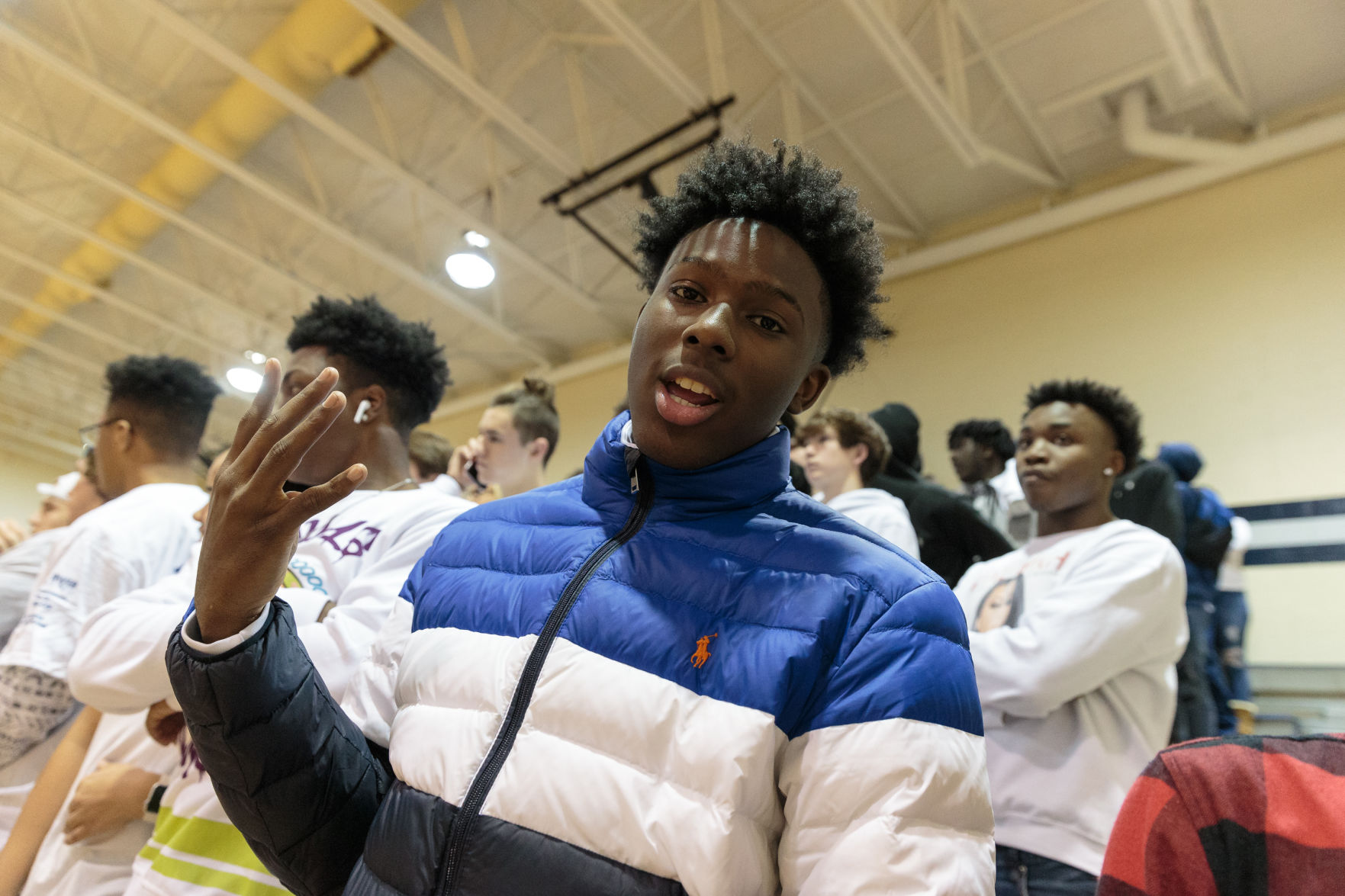 The Hickory Ridge Ragin' Bulls Host the Independence Patriots in a Southwestern Class 4A matchup.